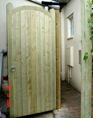 Tongue & Groove Bow Top Gate